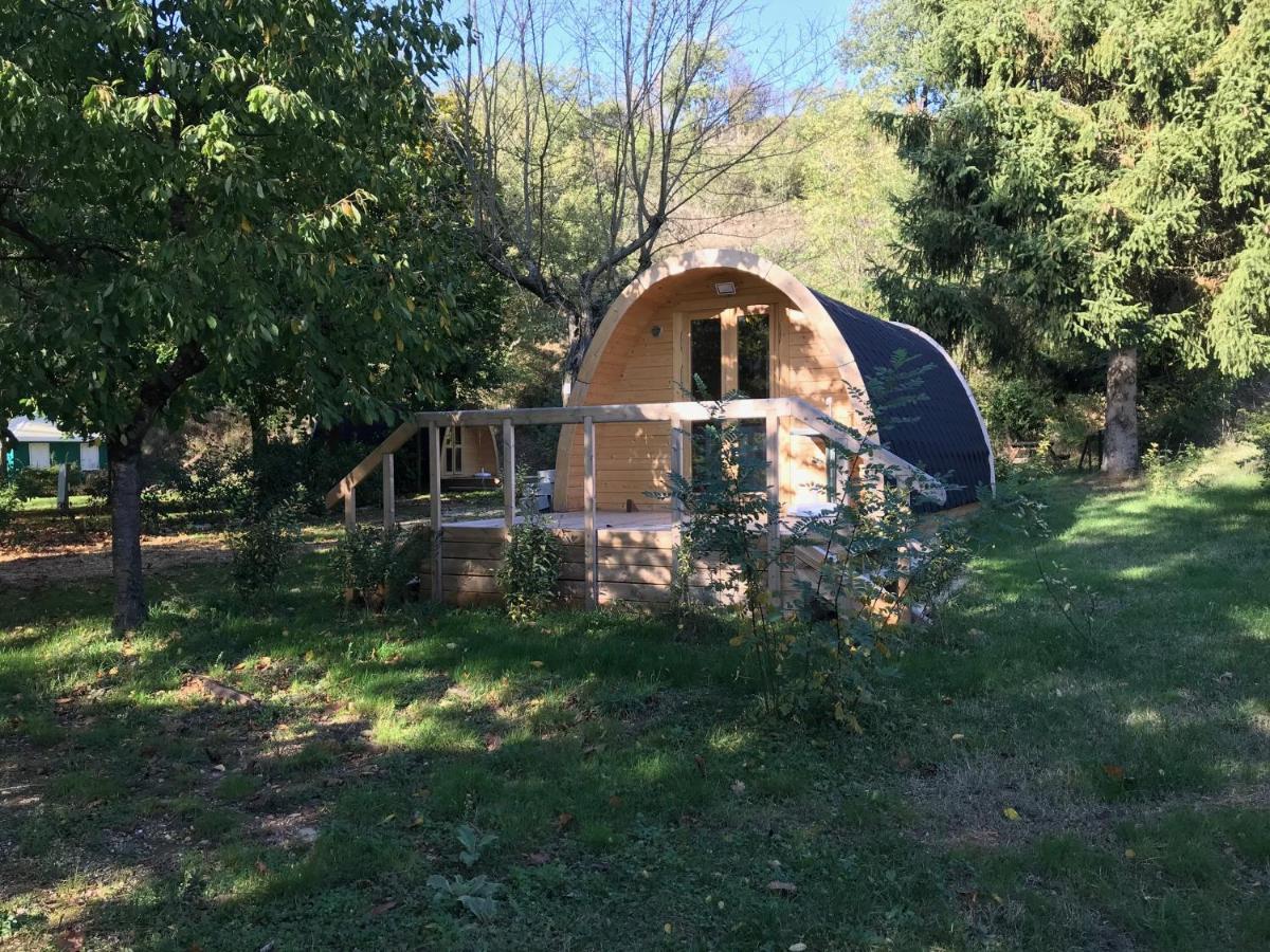 Camping Les Berges Du Doux Colombier-le-Vieux 외부 사진