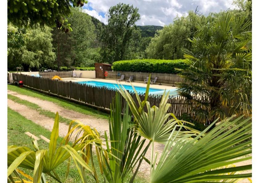 Camping Les Berges Du Doux Colombier-le-Vieux 외부 사진