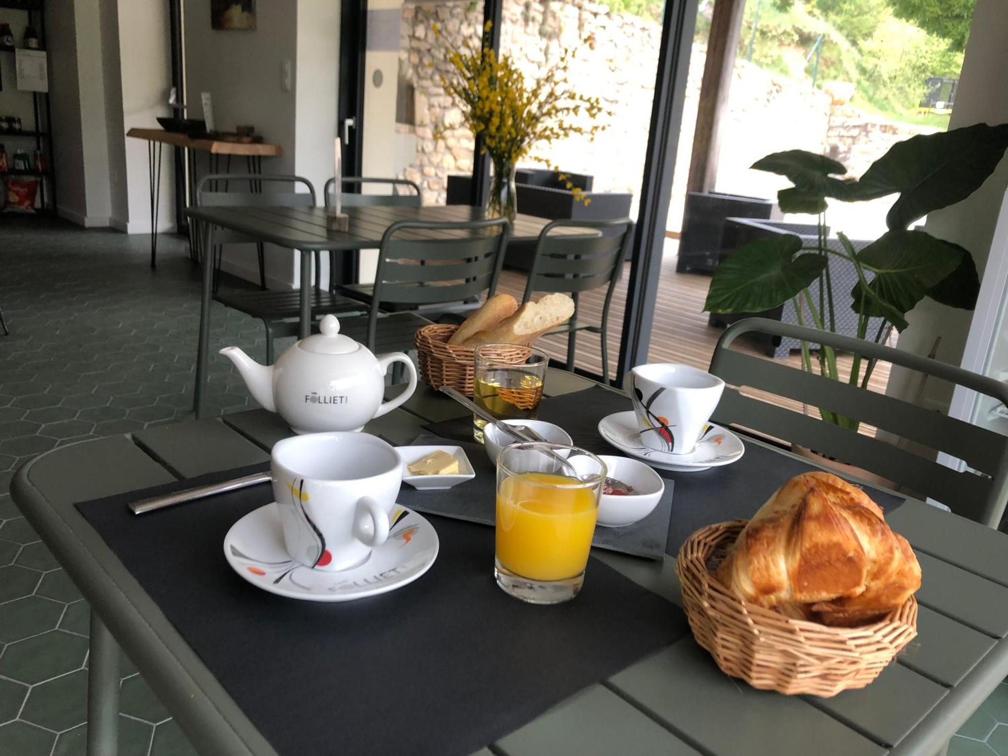 Camping Les Berges Du Doux Colombier-le-Vieux 외부 사진