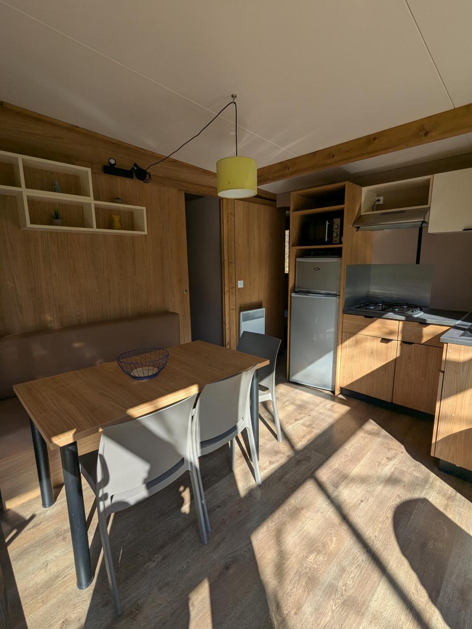 Camping Les Berges Du Doux Colombier-le-Vieux 외부 사진